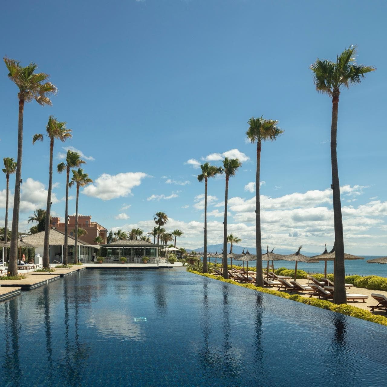 Iconic Andalusian hotel arrival